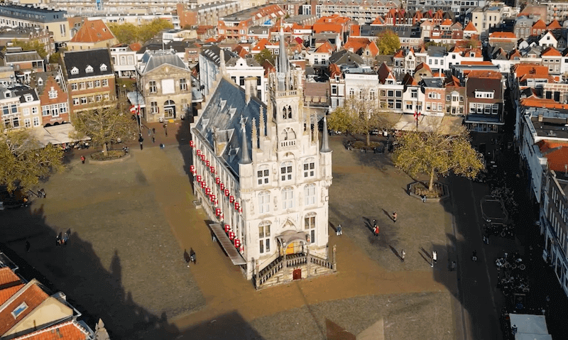 Foto van het oude stadhuis van Gouda